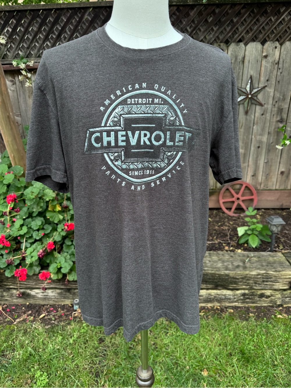 Chevrolet Grey American Quality Car Company Logo Crew Neck Tee T-shirt Men's XXL